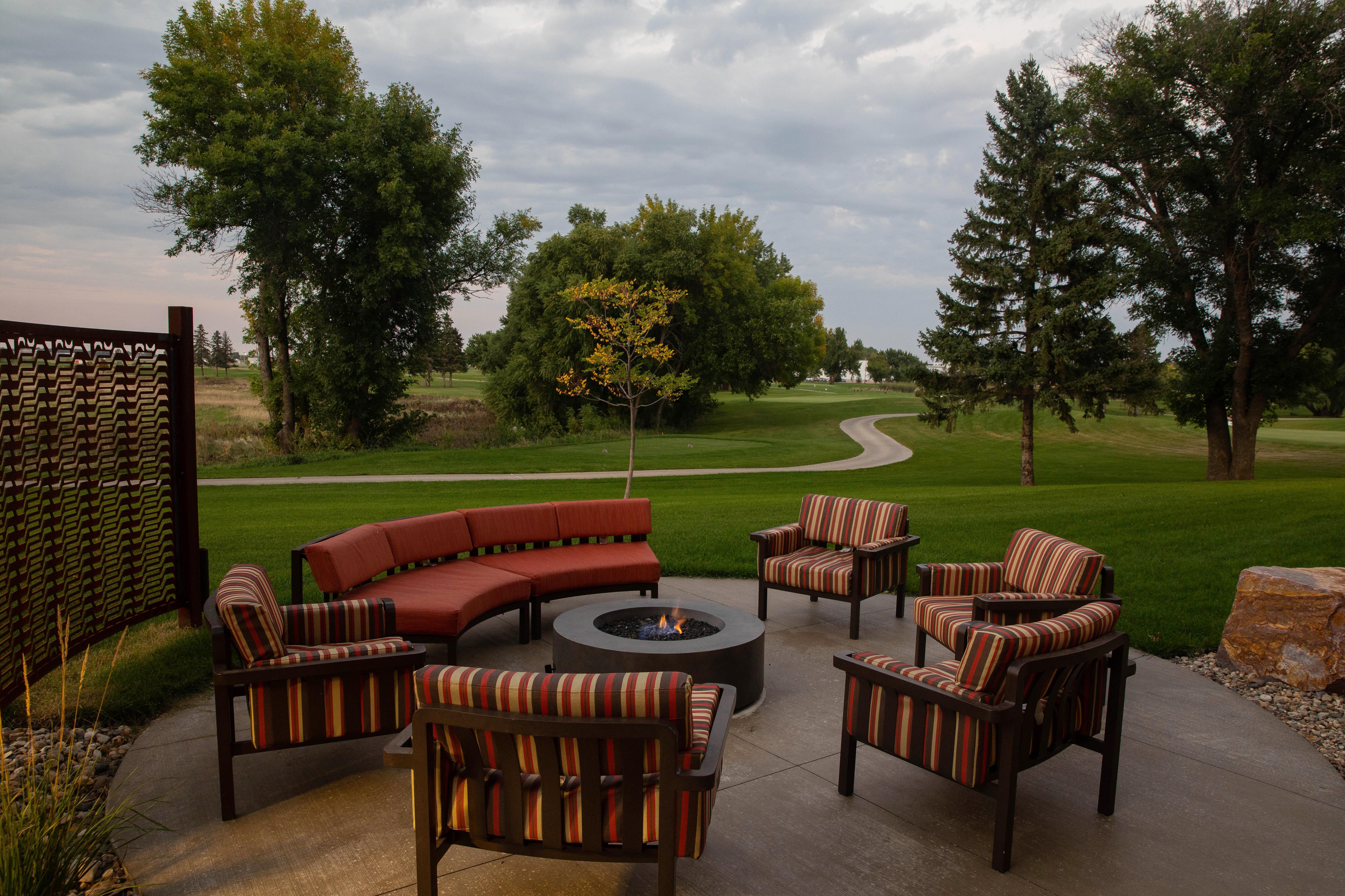 Holiday Inn & Suites Sioux Falls - Airport By Ihg Exterior foto